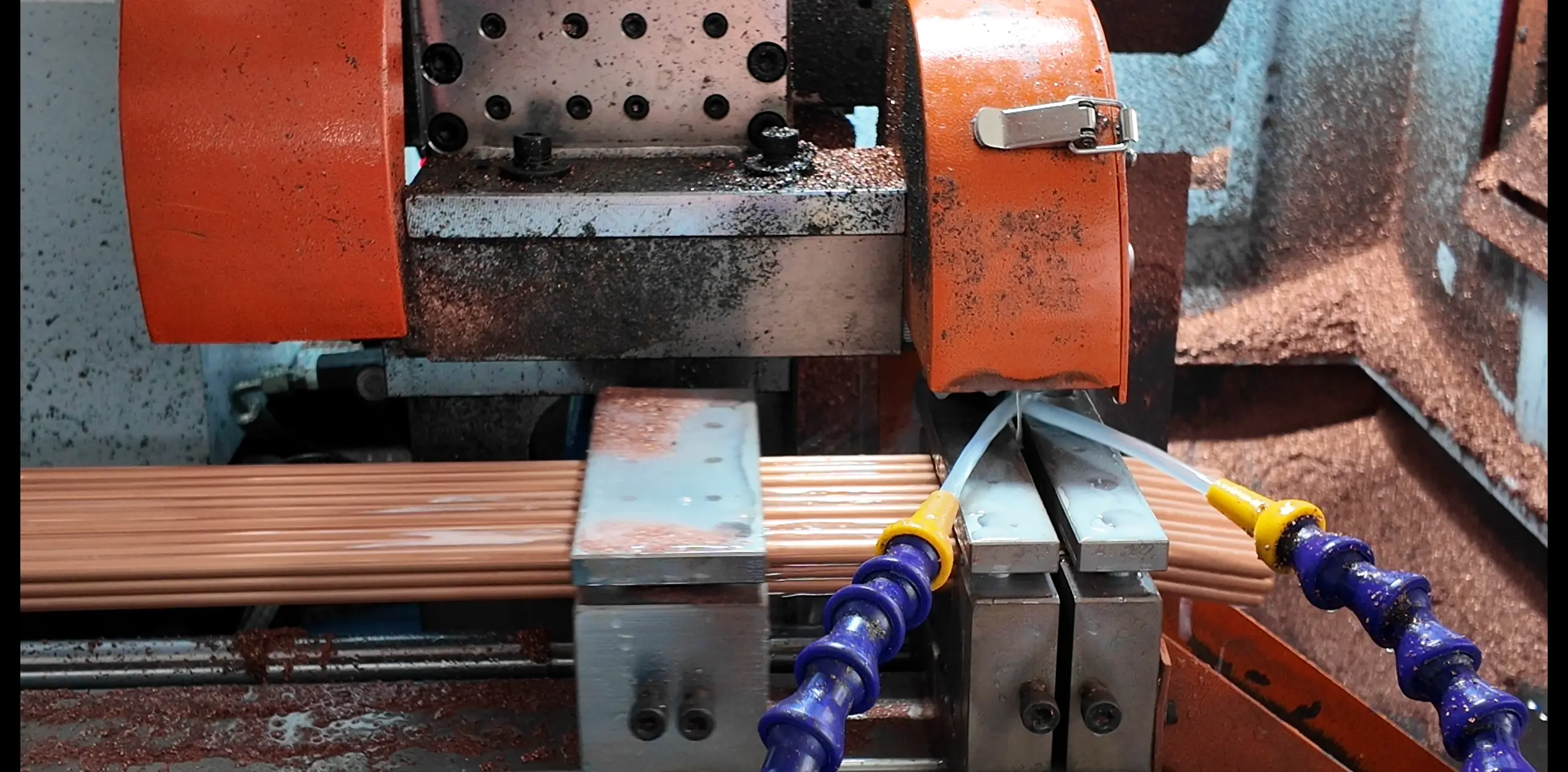 High-speed cutting process for copper tubes